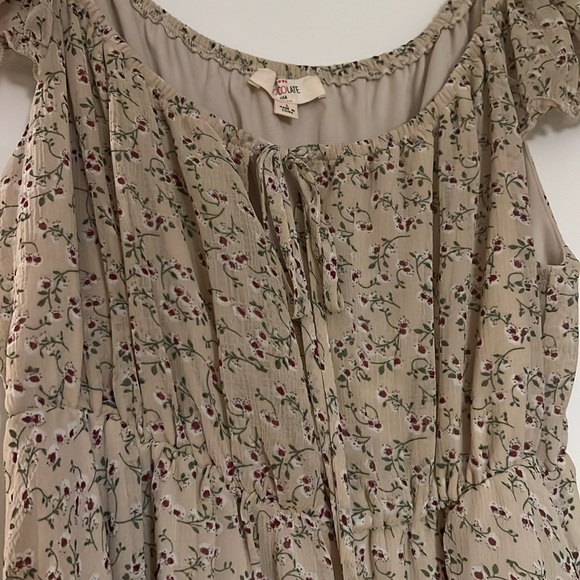 Selling junior dress size large - Picture 2 of 3